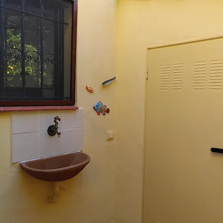 Casa Ceres, Charm And Comfort By The Sea