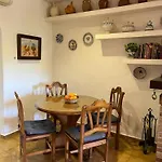 Casa Ceres, Charm And Comfort By The Sea بيت للعطل