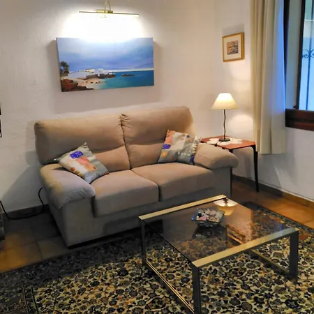 Dom wakacyjny Casa Ceres, Charm And Comfort By The Sea
