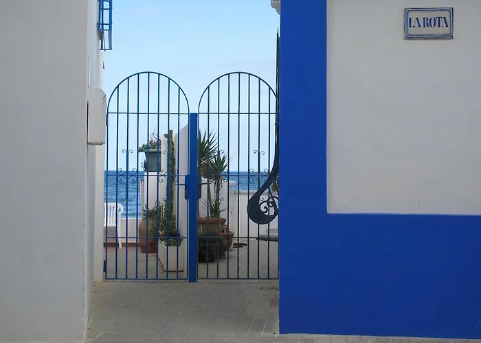 Casa Ceres, Charm And Comfort By The Sea Vakantiehuis