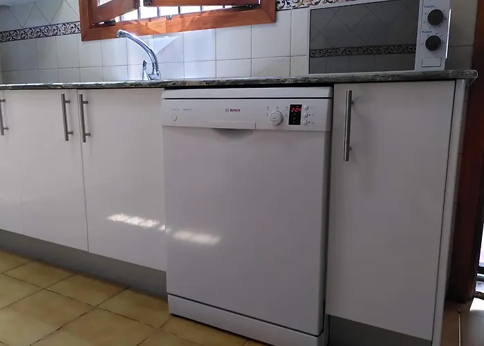 بيت للعطل Casa Ceres, Charm And Comfort By The Sea دينايا